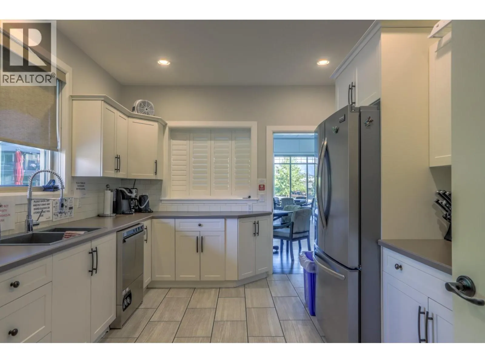 2302 Pine Vista Place
