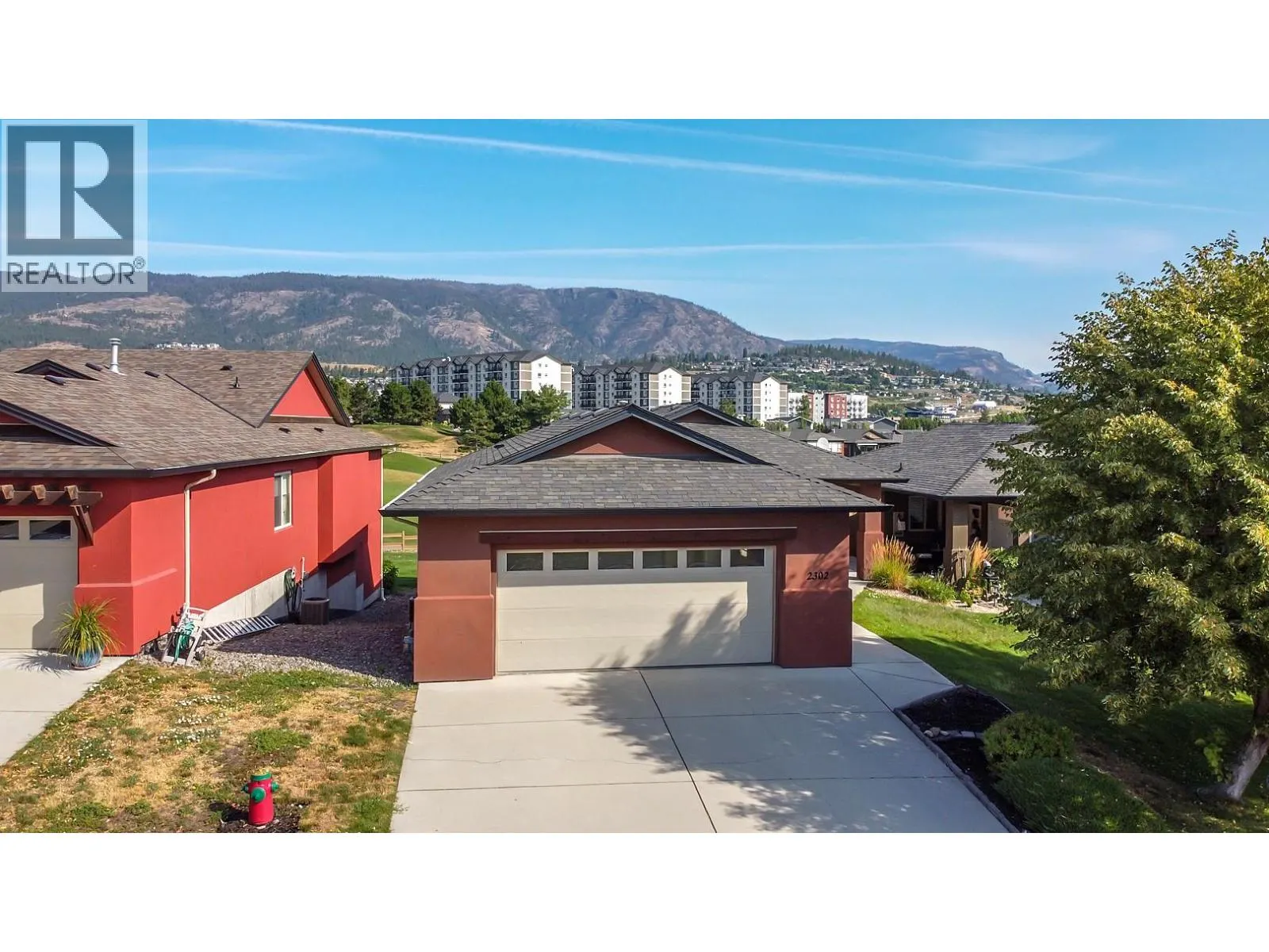 2302 Pine Vista Place