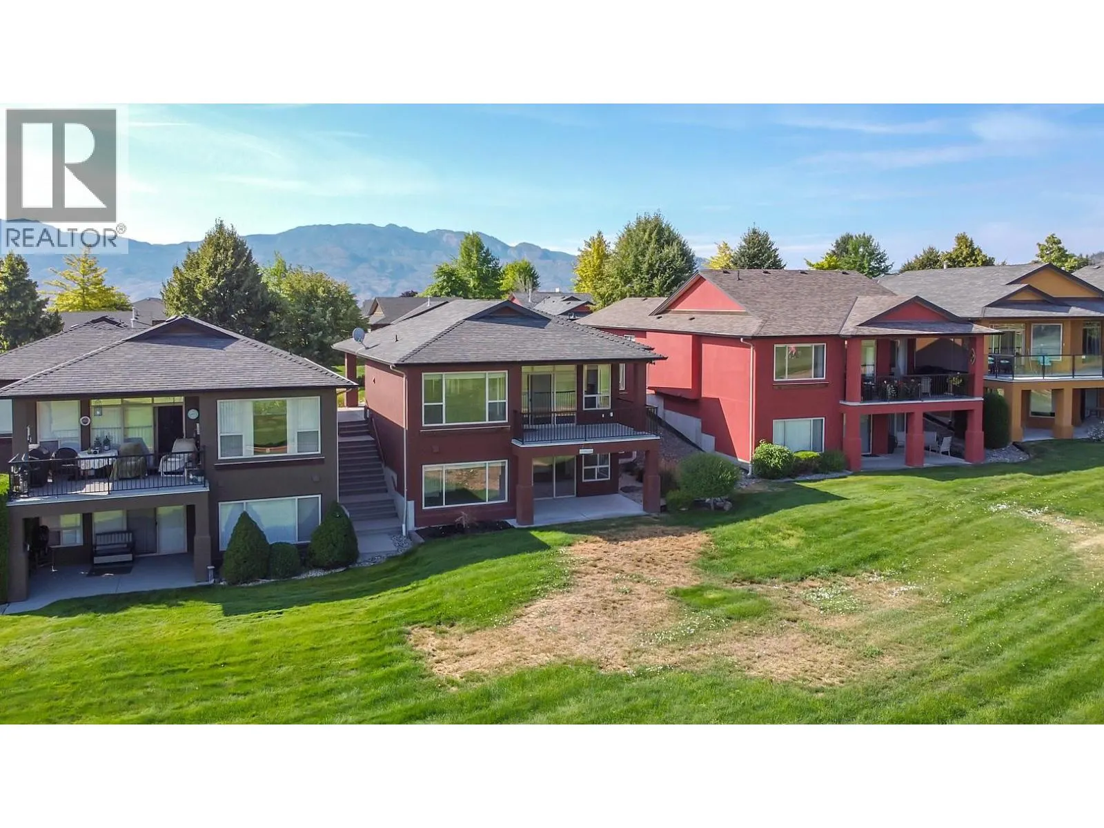 2302 Pine Vista Place