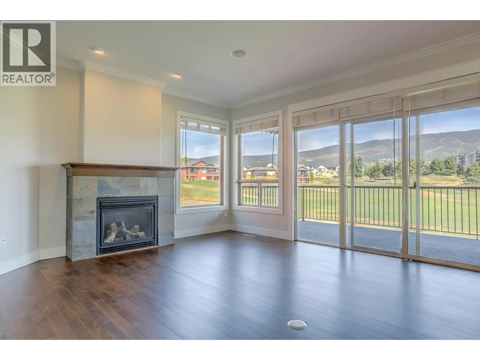 2302 Pine Vista Place