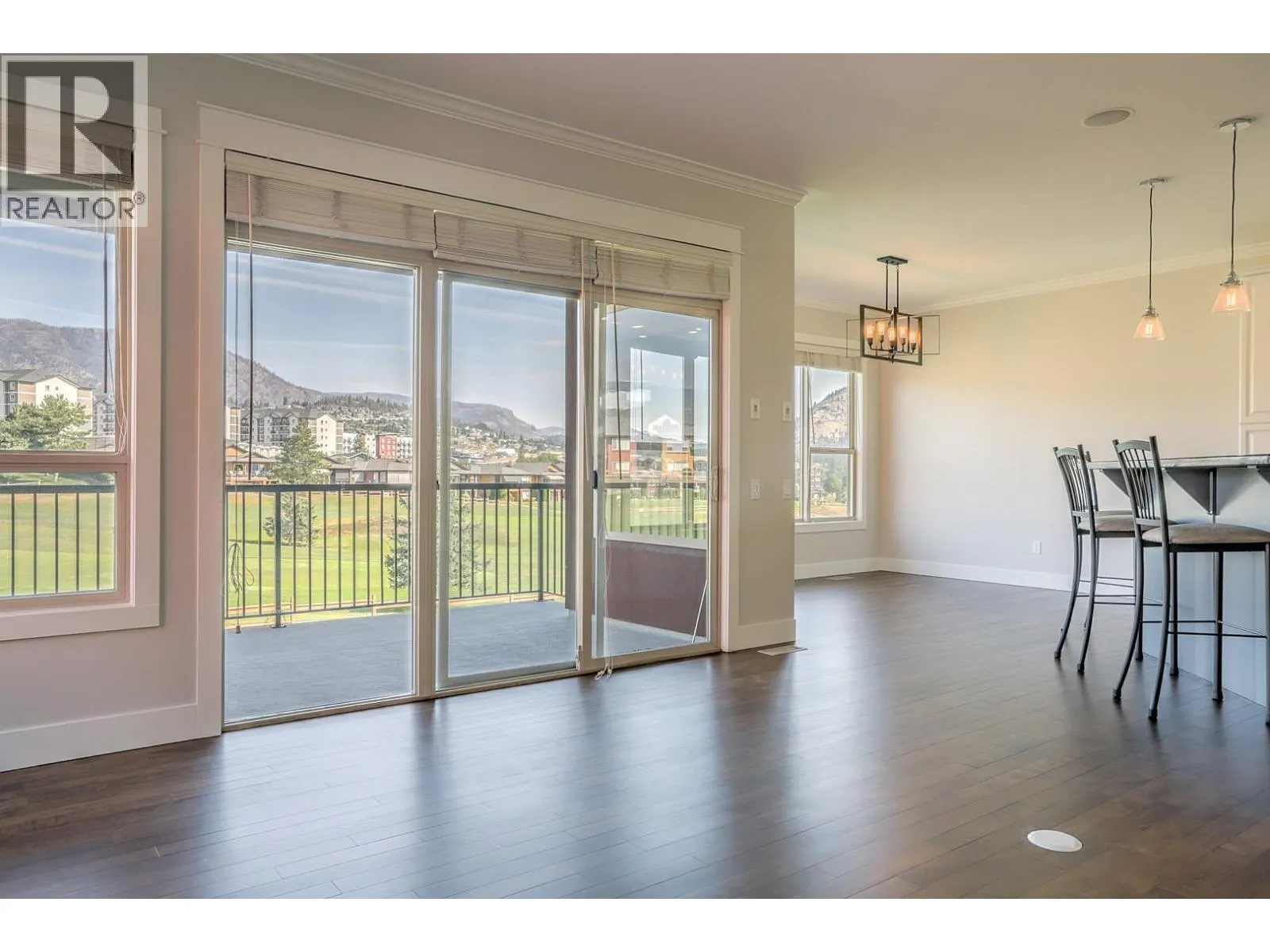 2302 Pine Vista Place