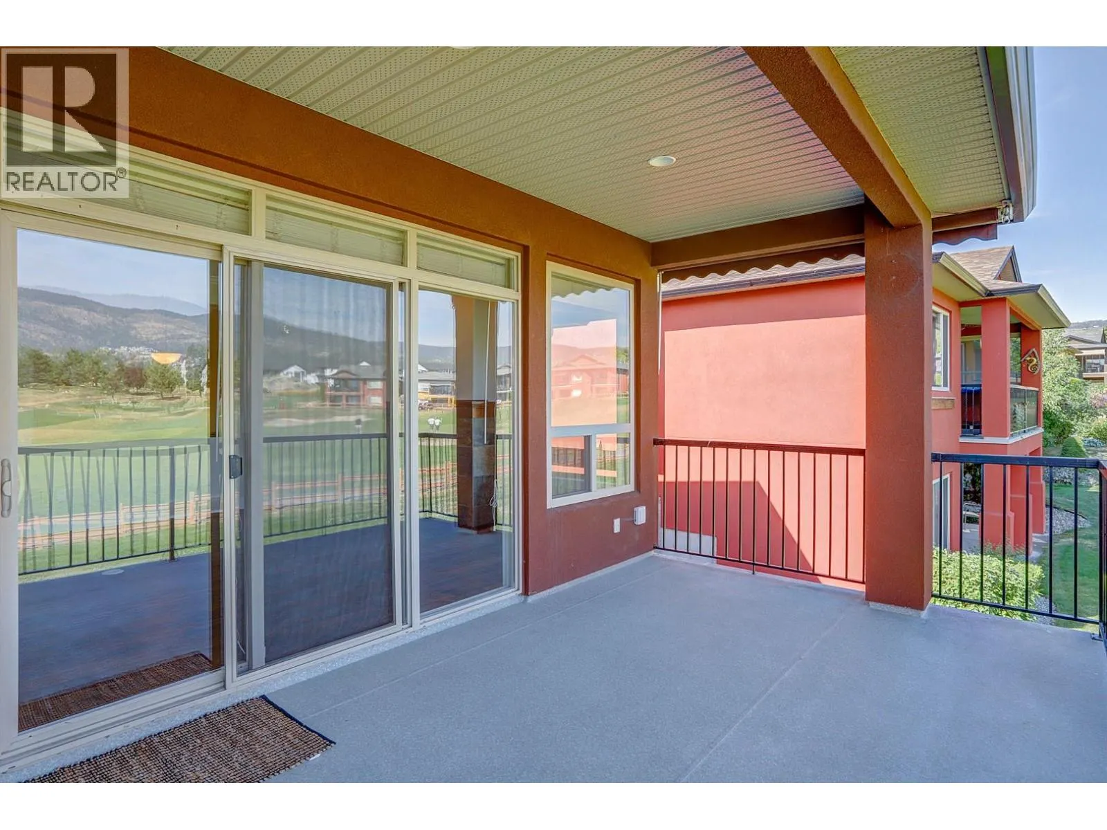 2302 Pine Vista Place