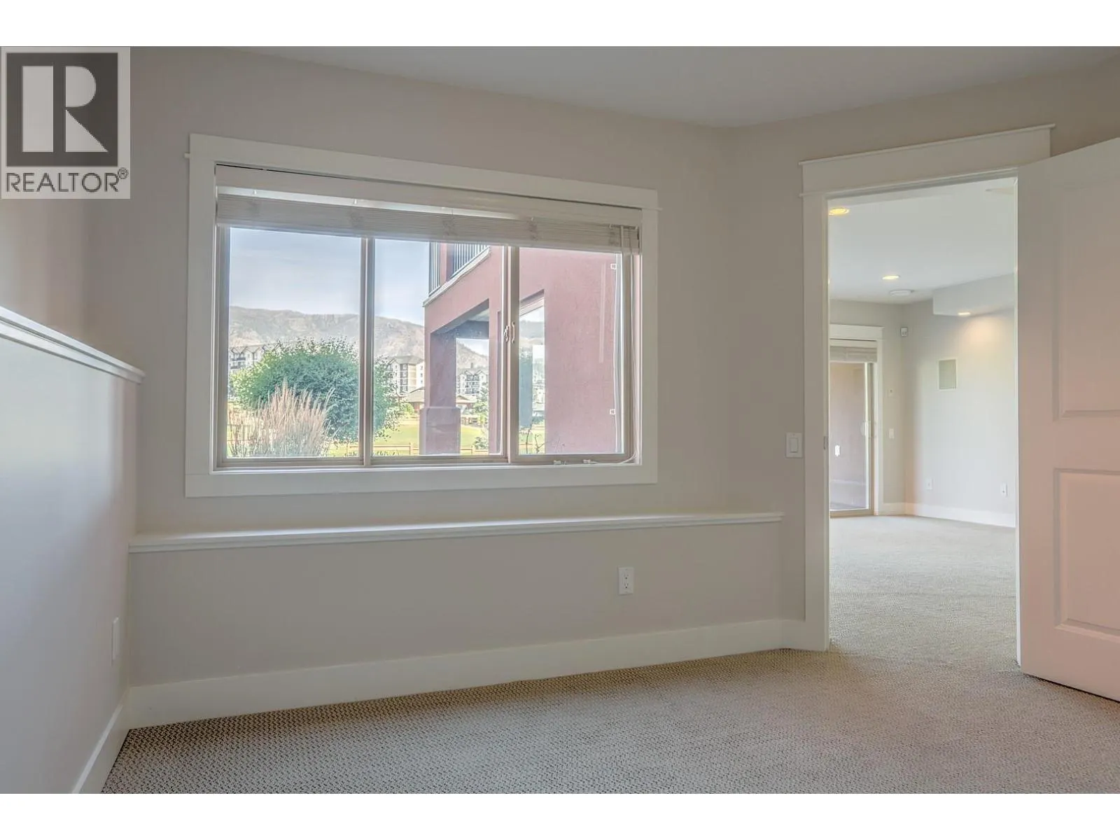 2302 Pine Vista Place