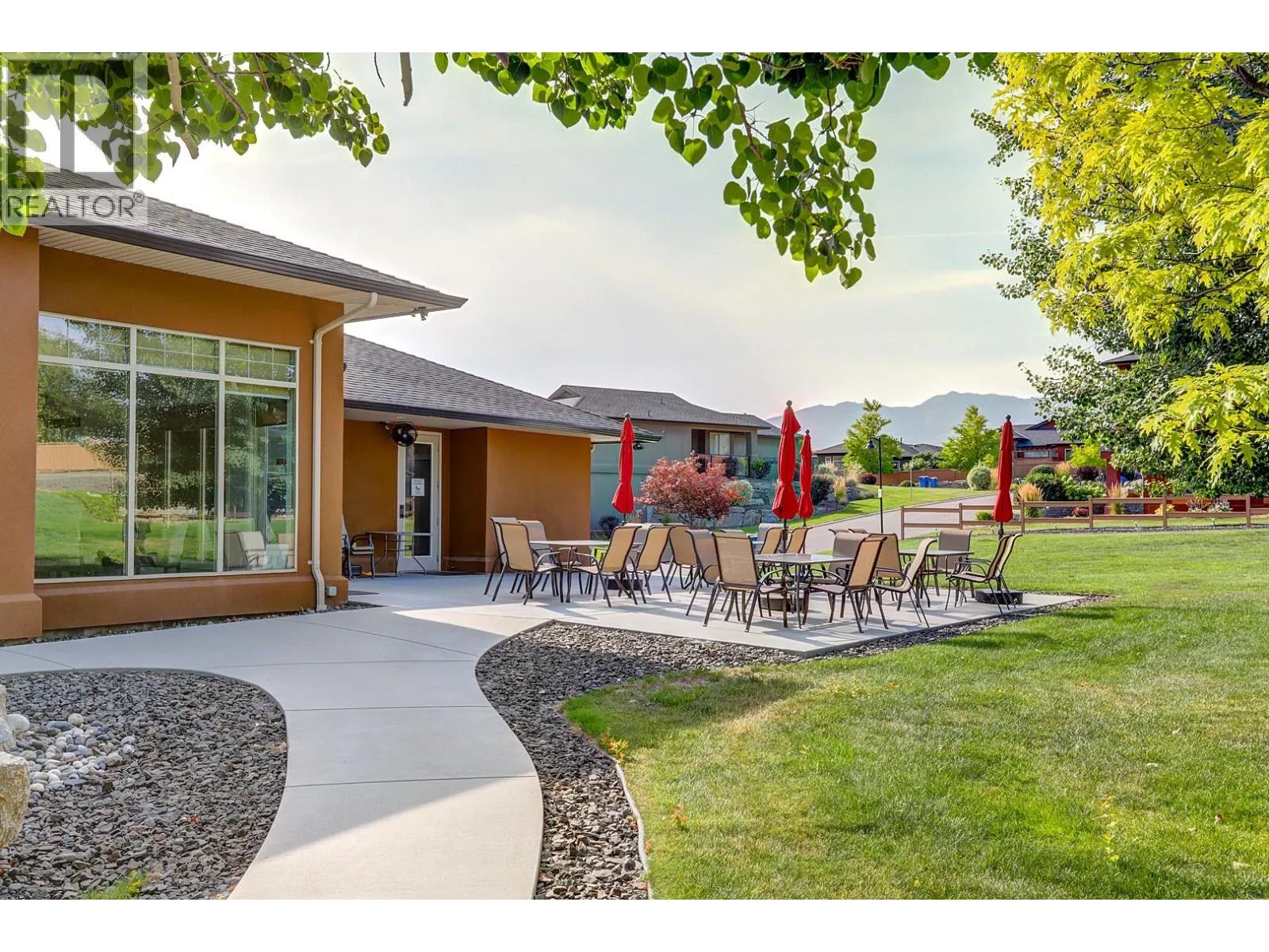 2302 Pine Vista Place