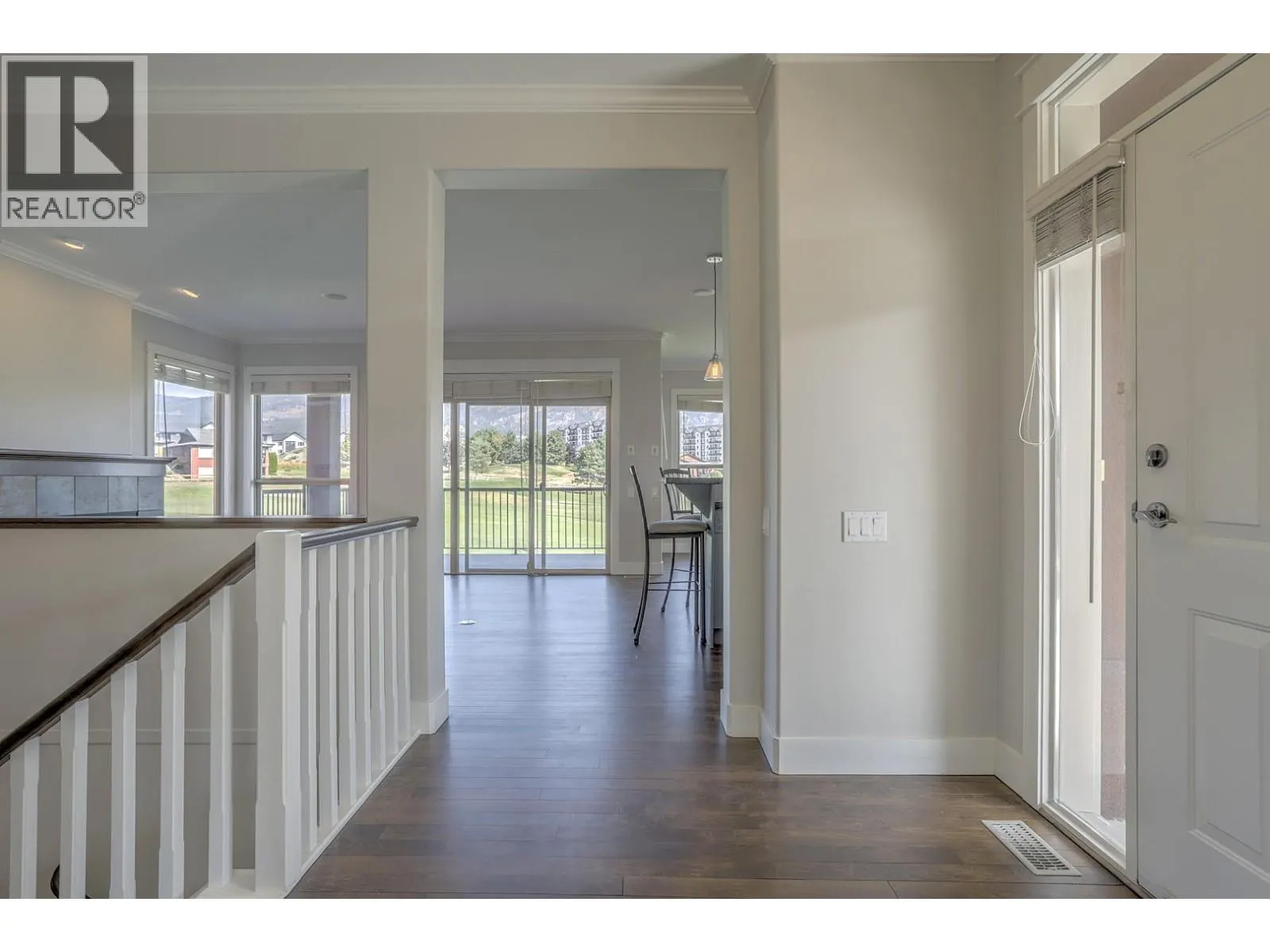 2302 Pine Vista Place