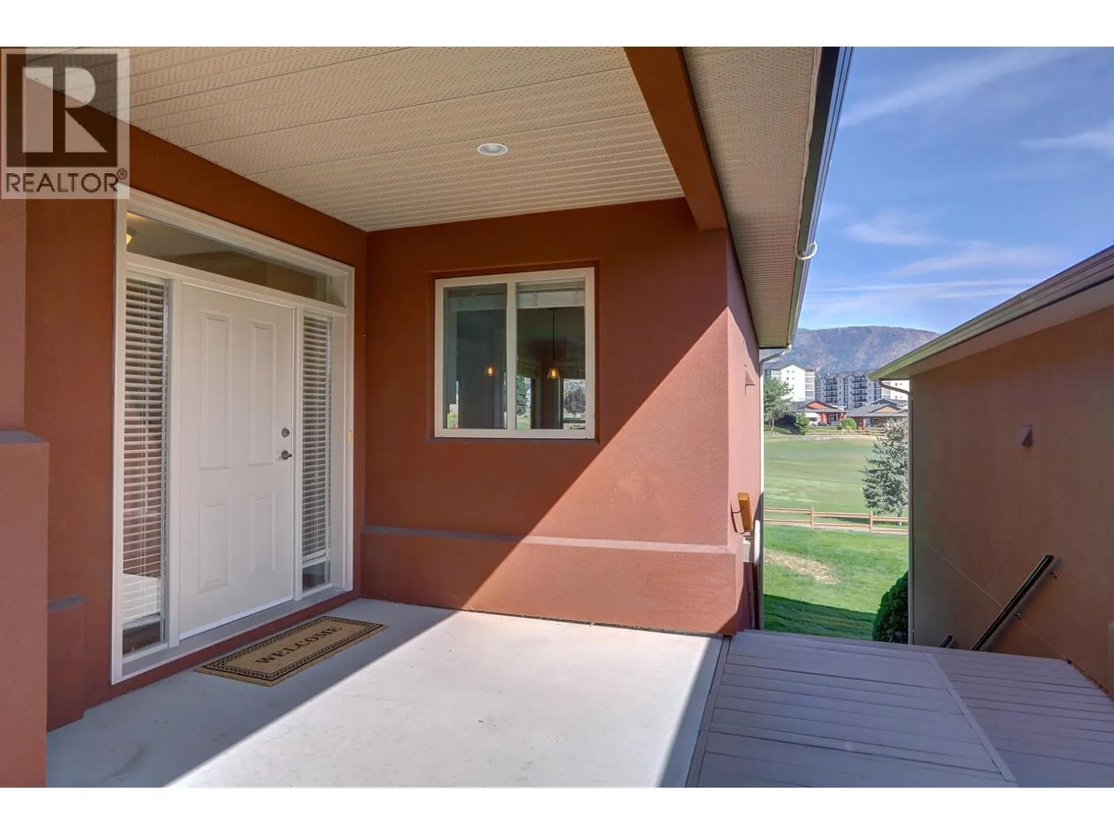 2302 Pine Vista Place