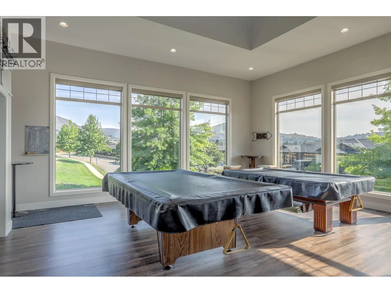 2302 Pine Vista Place