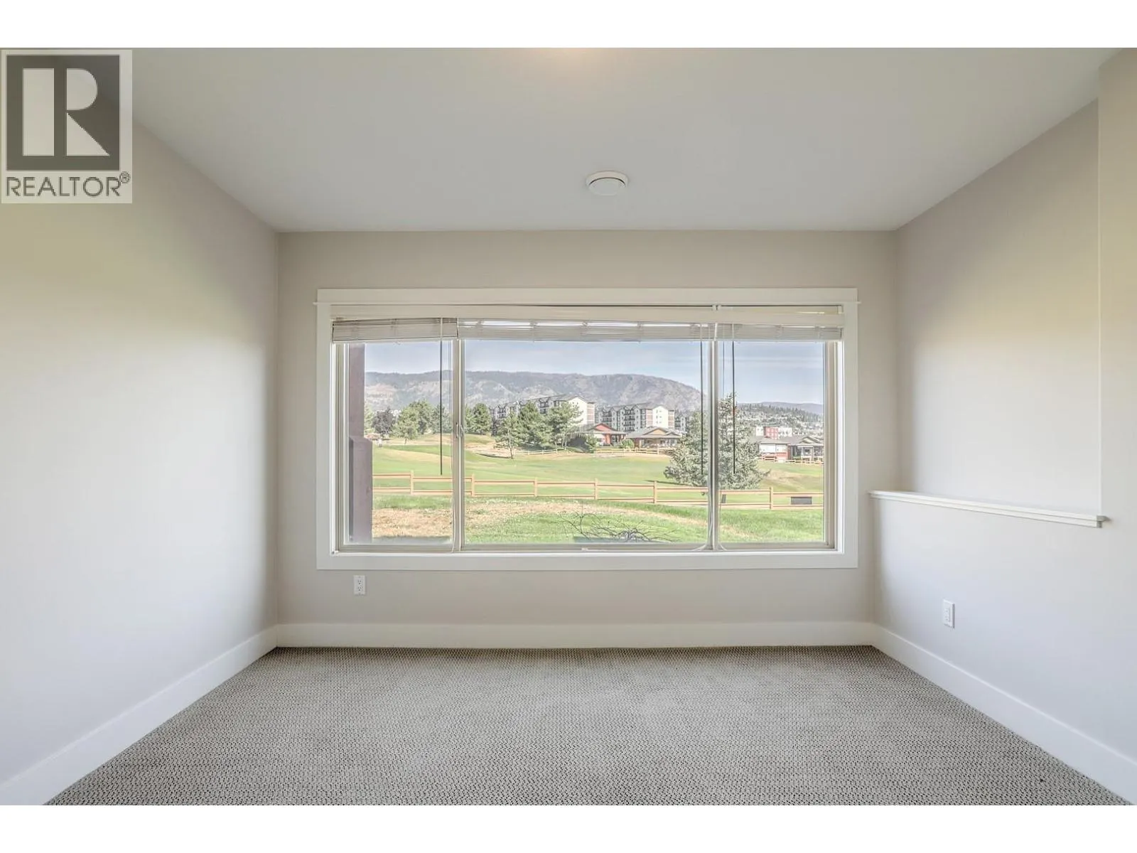 2302 Pine Vista Place
