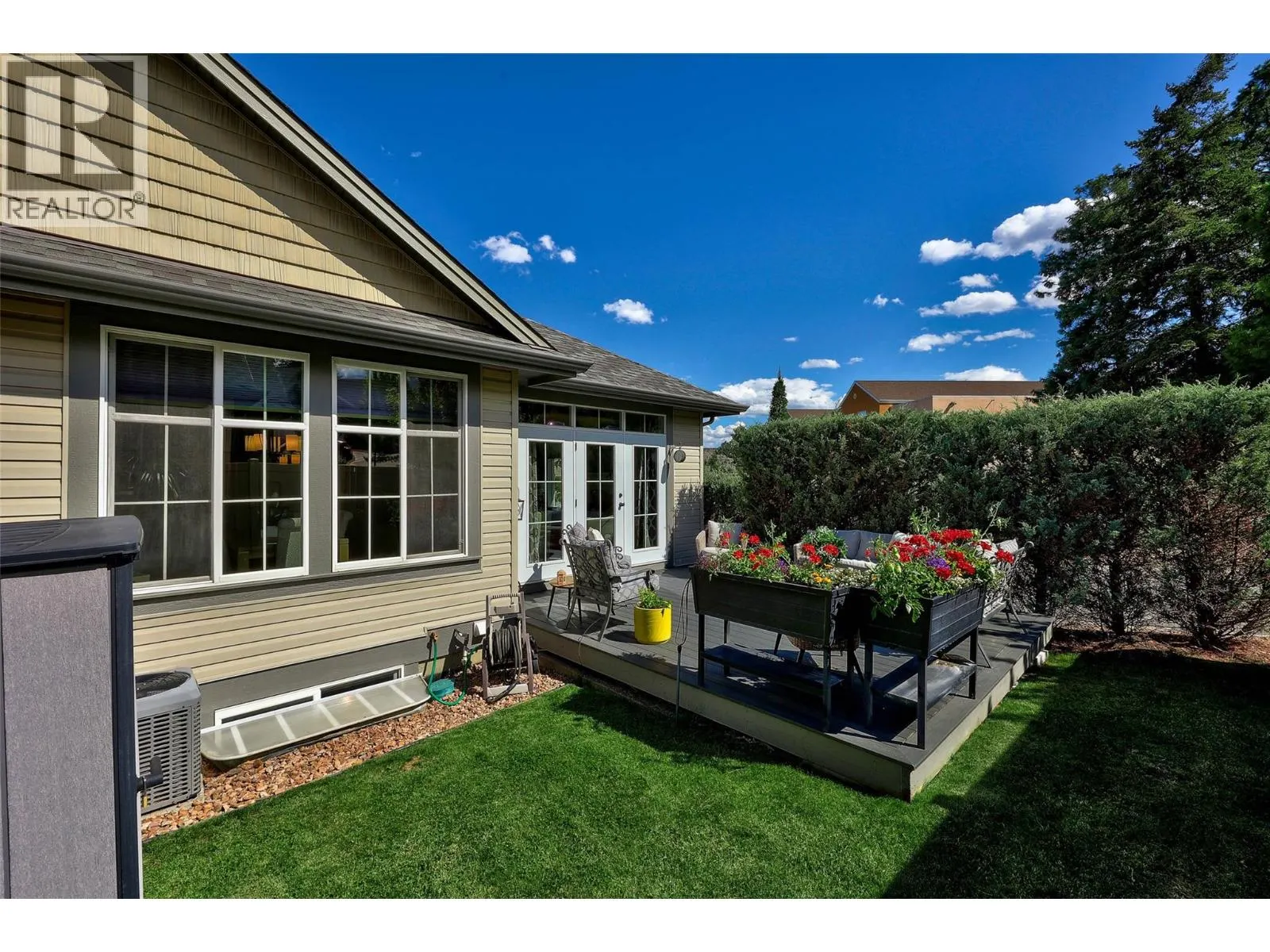 770 HUGH ALLAN Drive Unit# 108