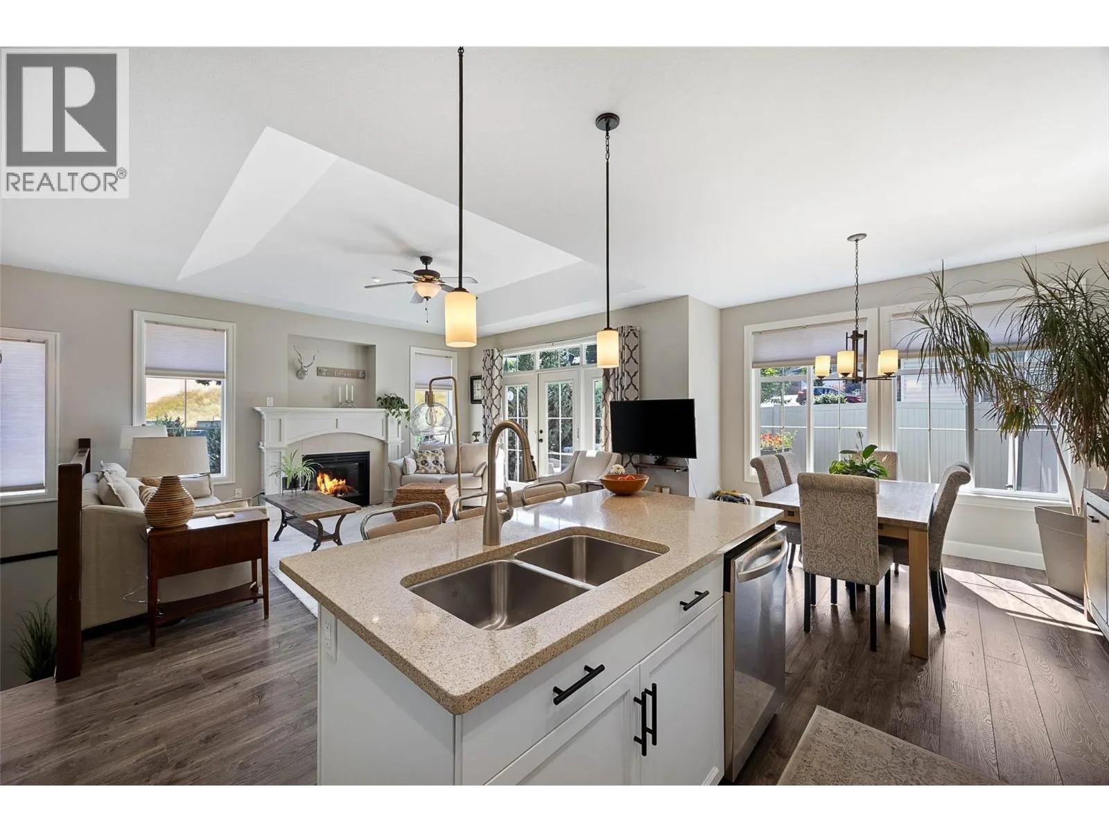 770 HUGH ALLAN Drive Unit# 108