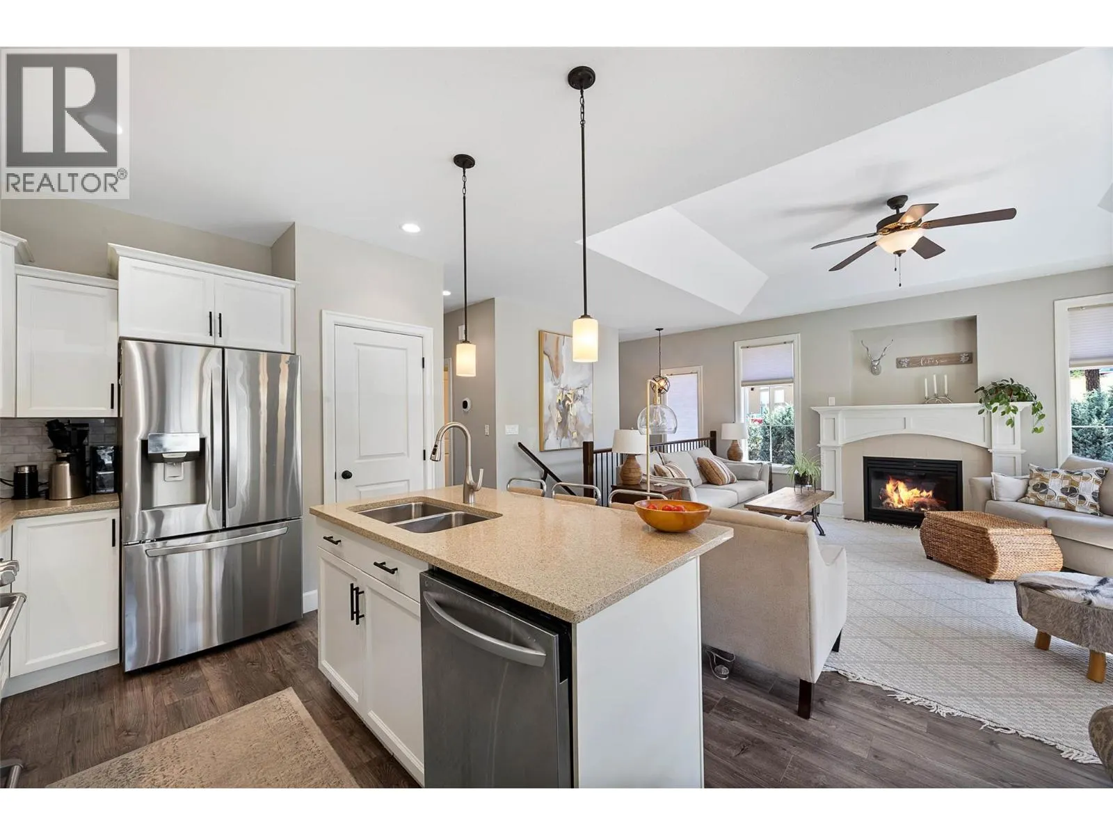 770 HUGH ALLAN Drive Unit# 108