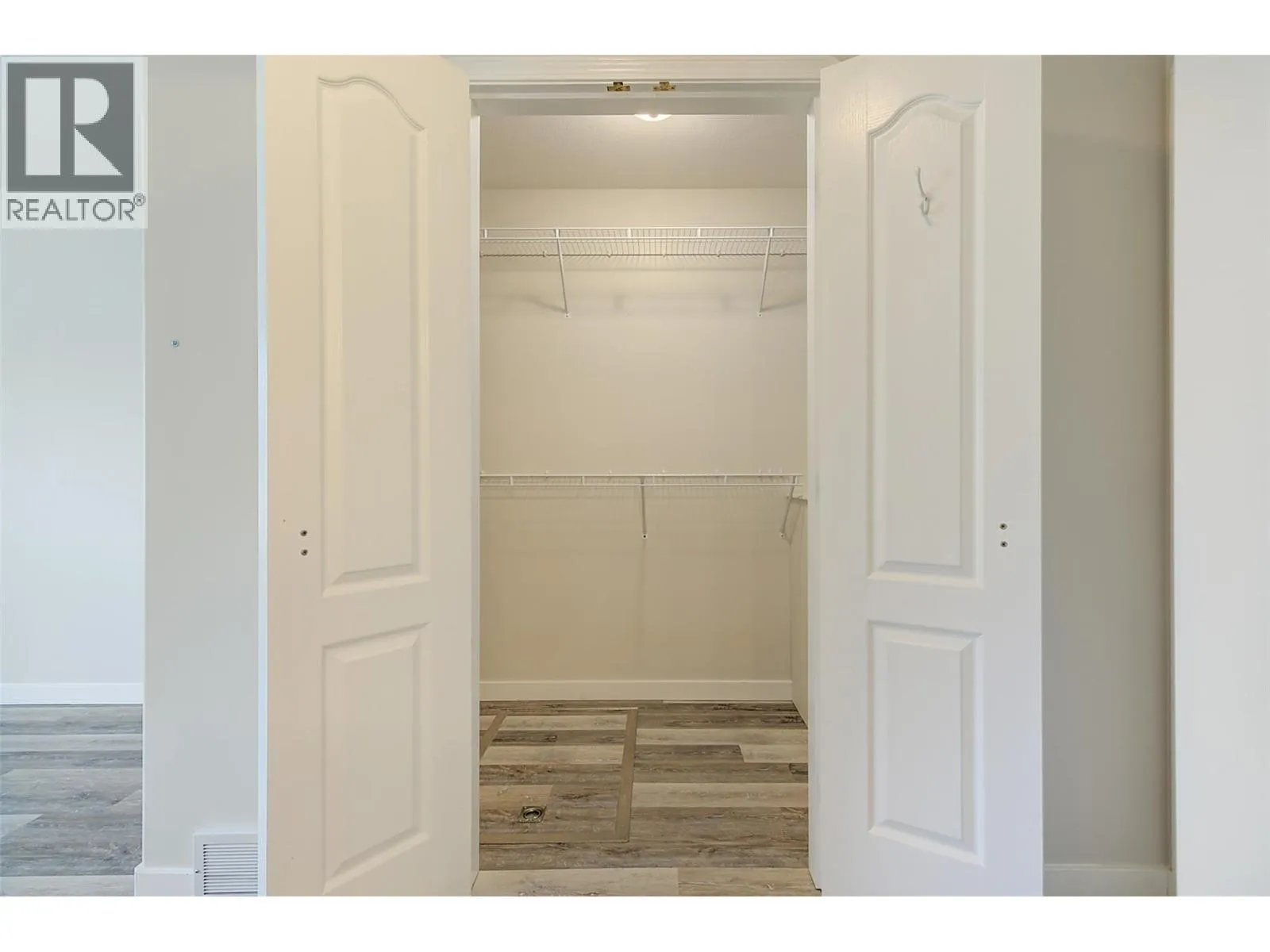 680 Valley Road Unit# 49