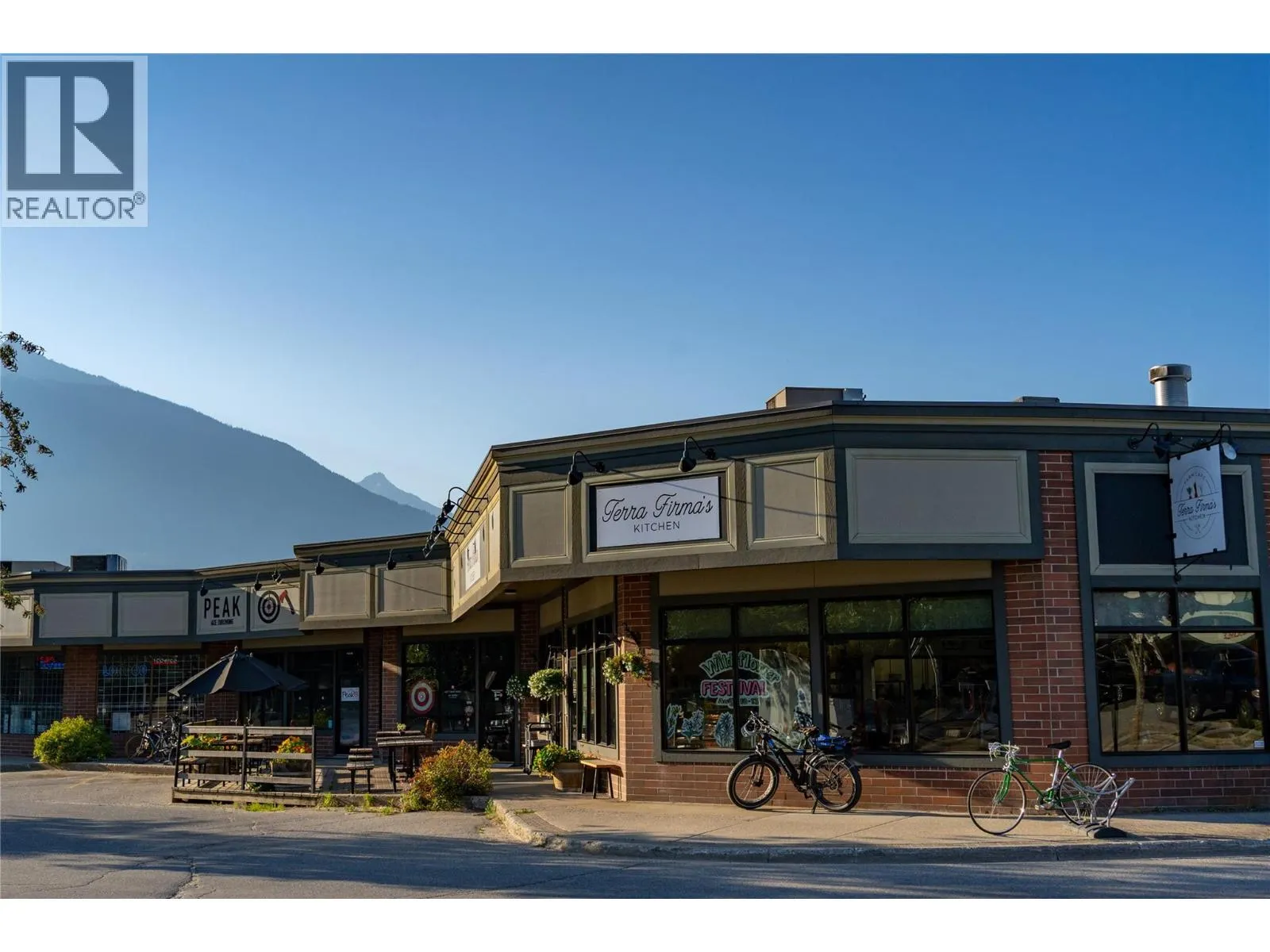 415 Victoria Road Unit# A