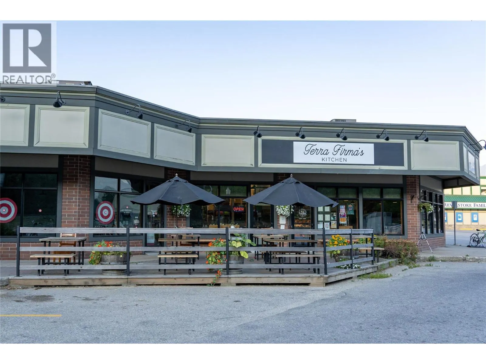 415 Victoria Road Unit# A