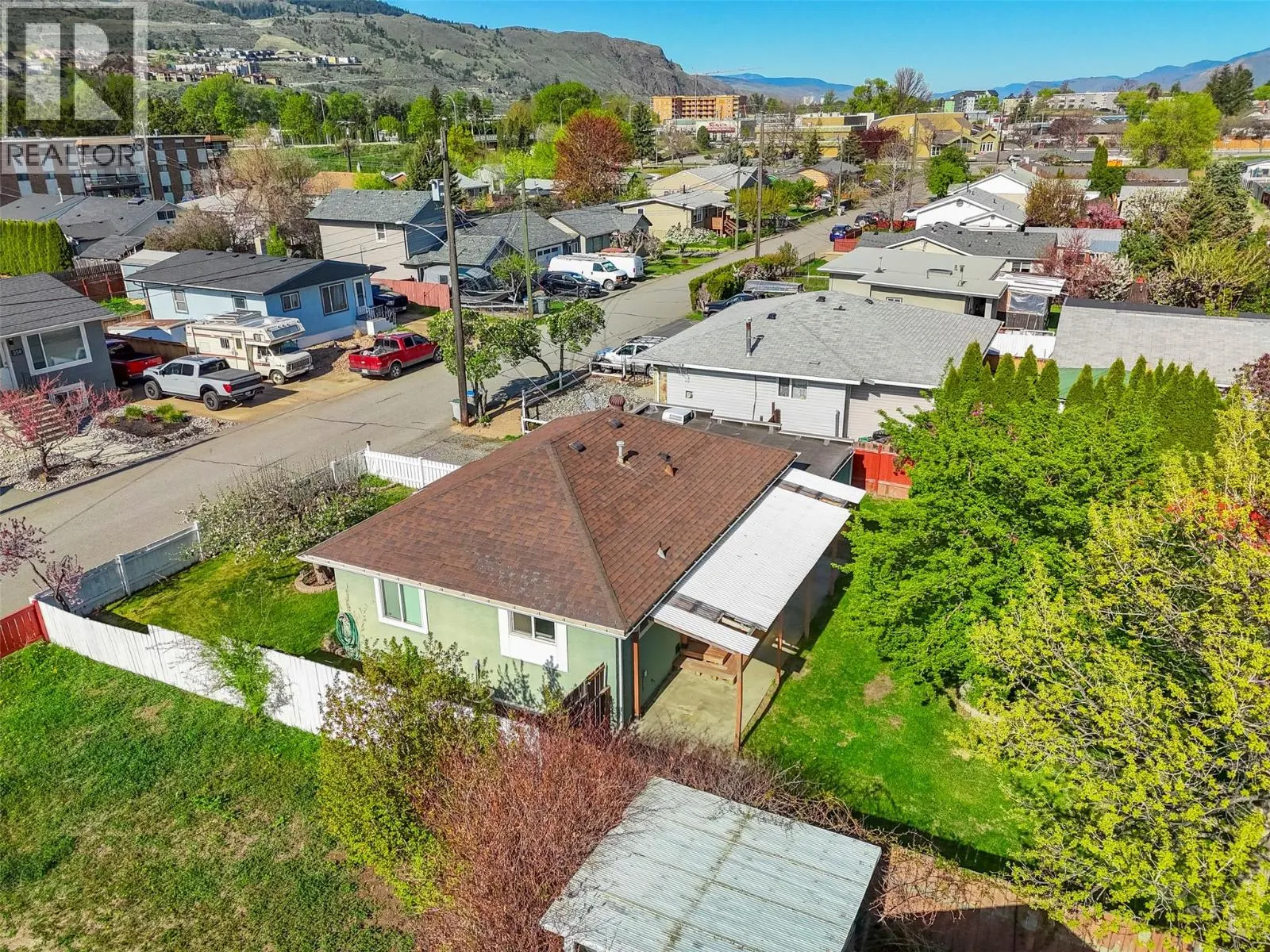 259 LARCH Avenue