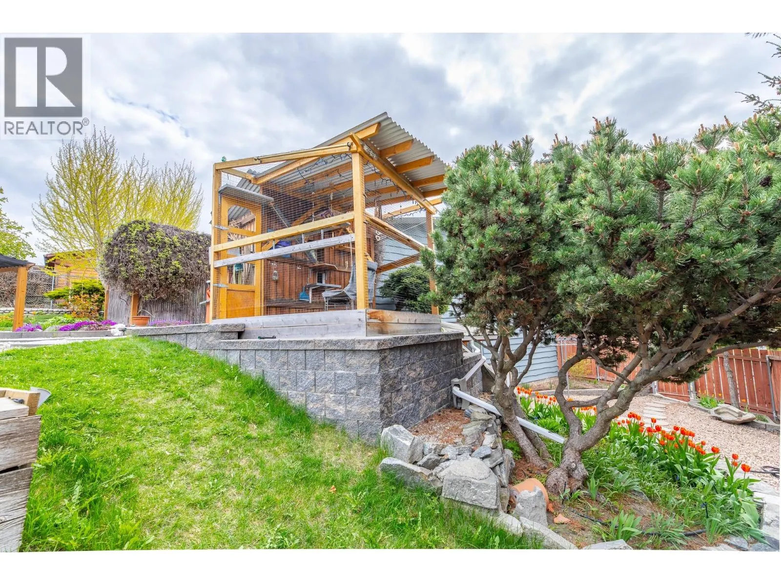 199 Walden Crescent