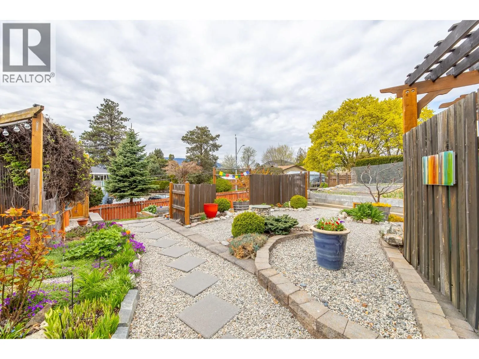 199 Walden Crescent