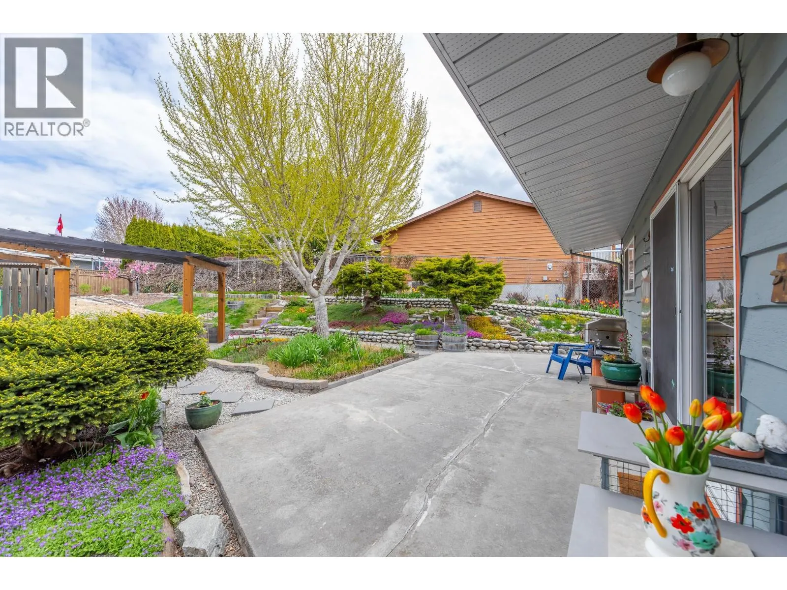 199 Walden Crescent