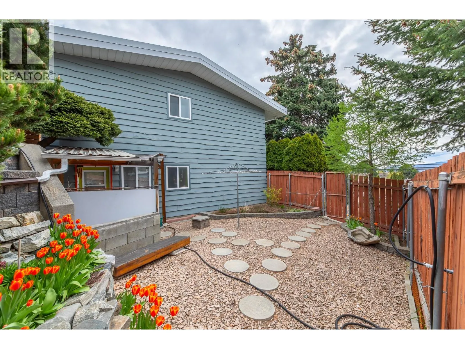 199 Walden Crescent