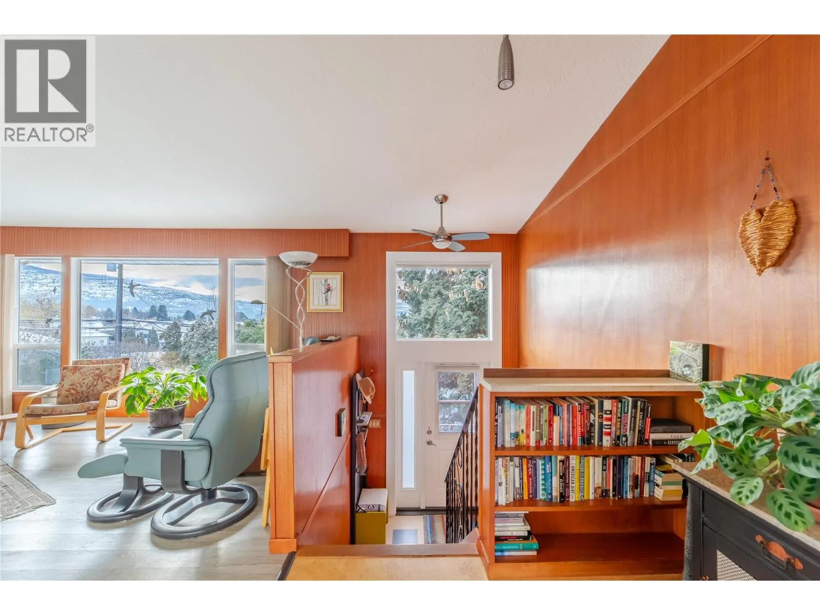 199 Walden Crescent