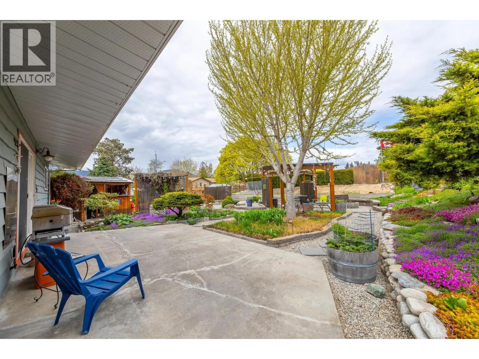 199 Walden Crescent