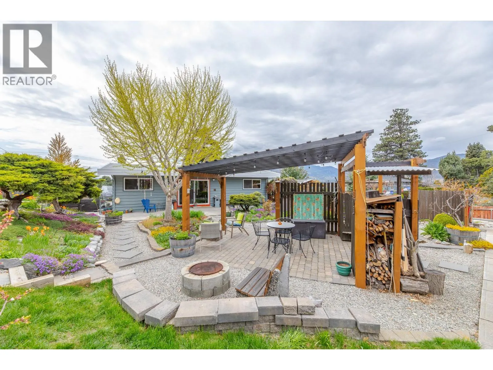 199 Walden Crescent