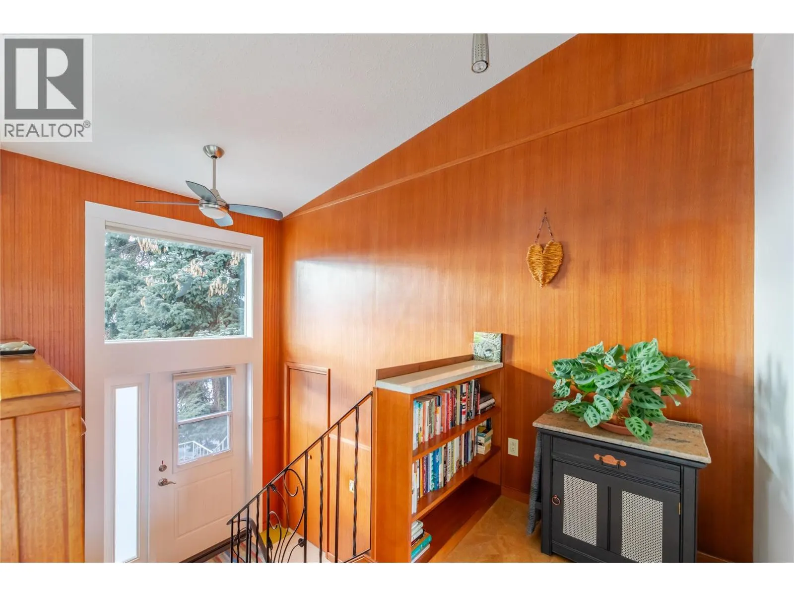 199 Walden Crescent