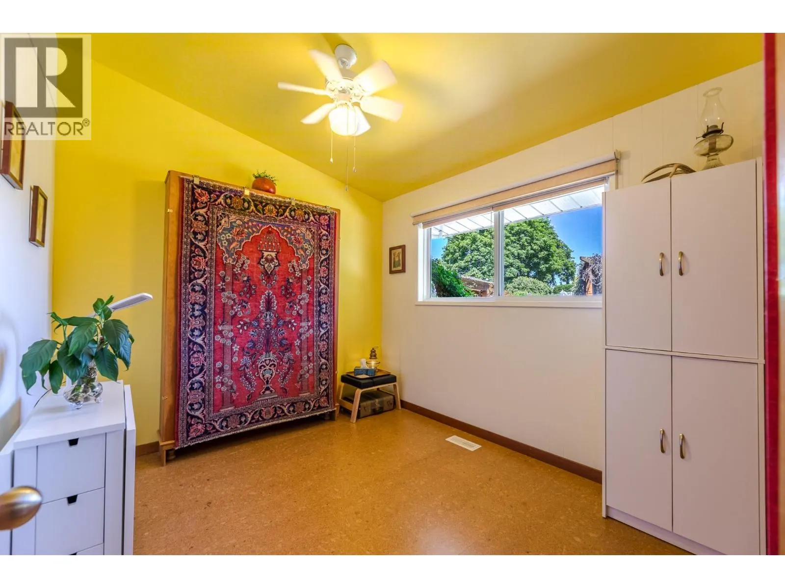 199 Walden Crescent