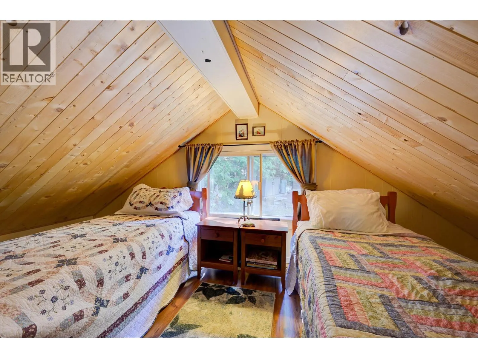 5289 EAST BARRIERE LAKE FS Road
