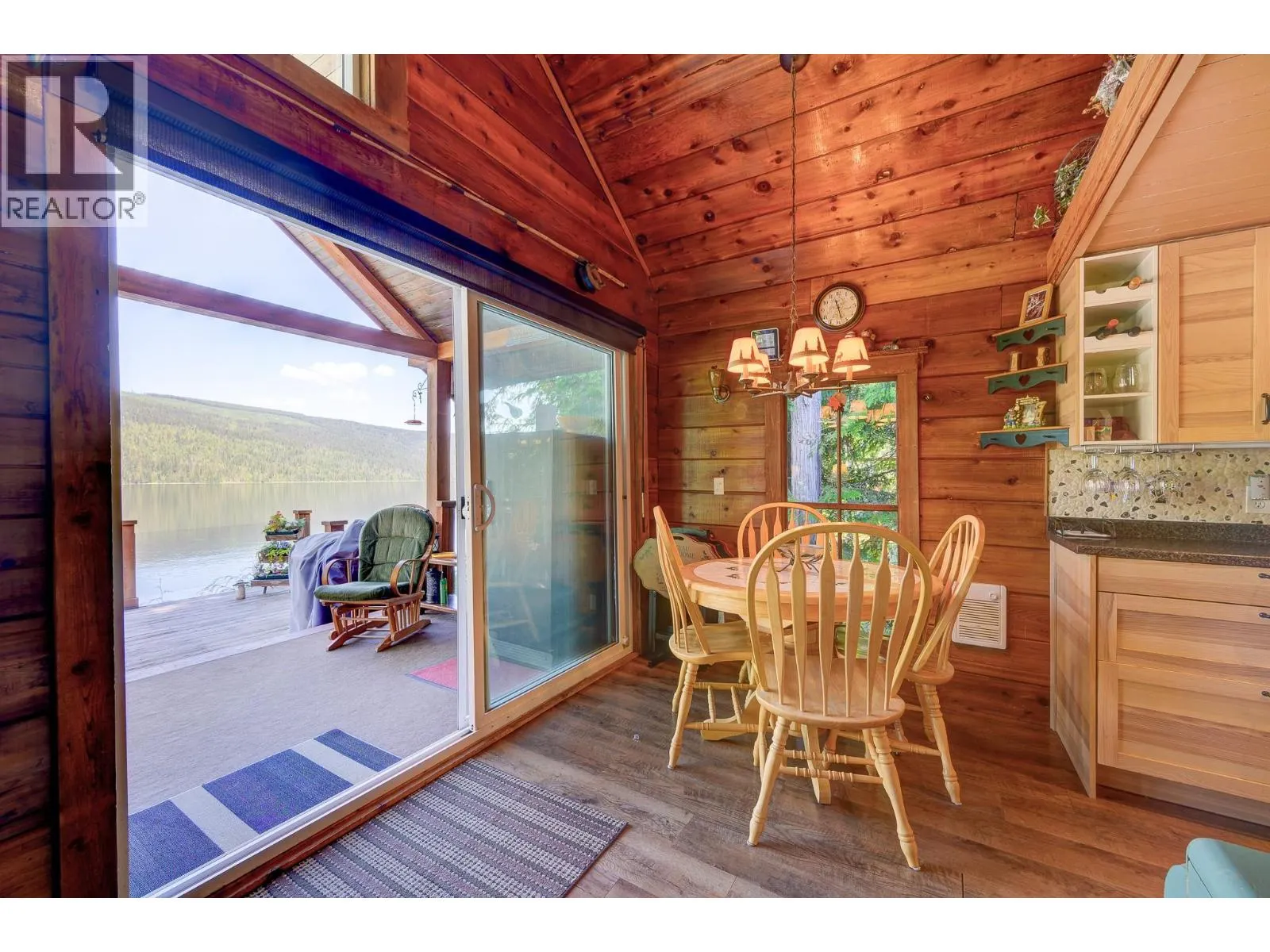 5289 EAST BARRIERE LAKE FS Road
