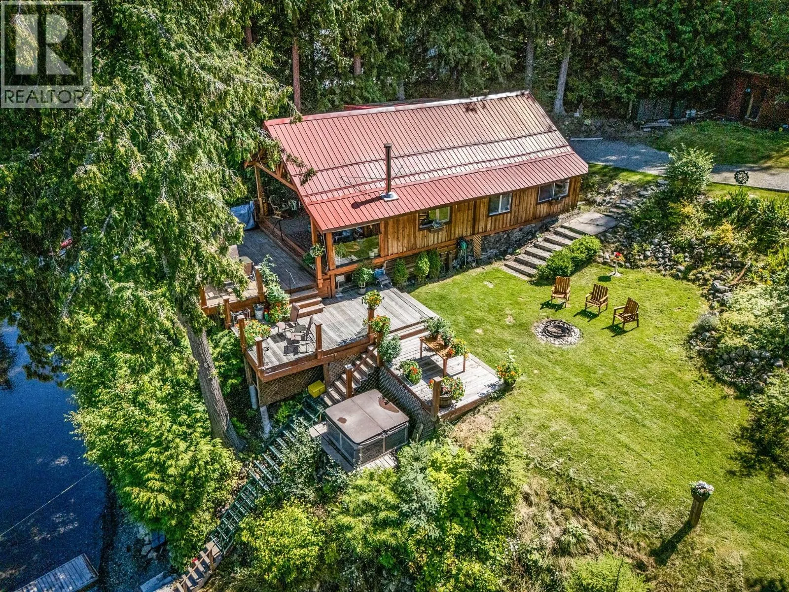 5289 EAST BARRIERE LAKE FS Road