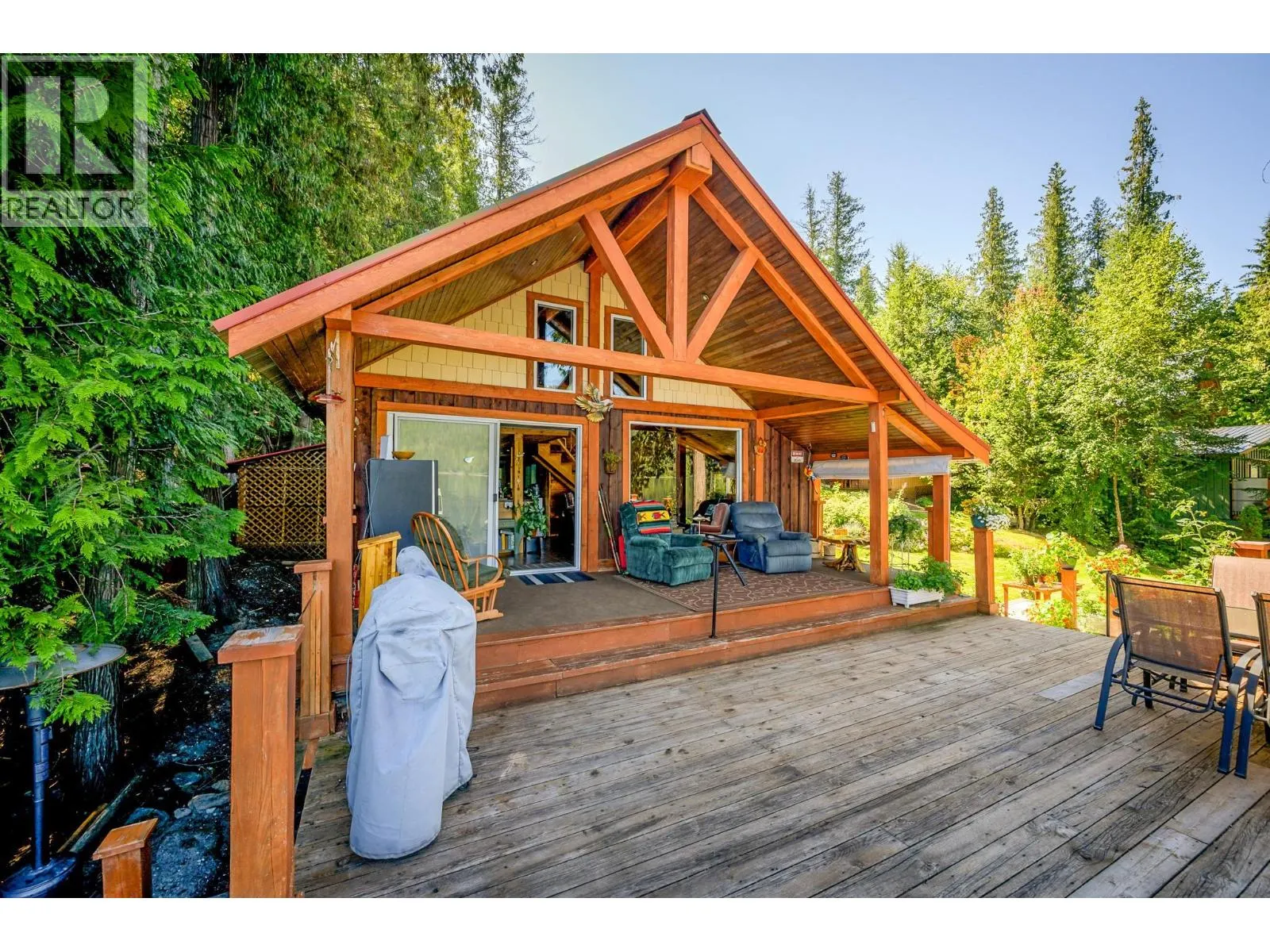 5289 EAST BARRIERE LAKE FS Road