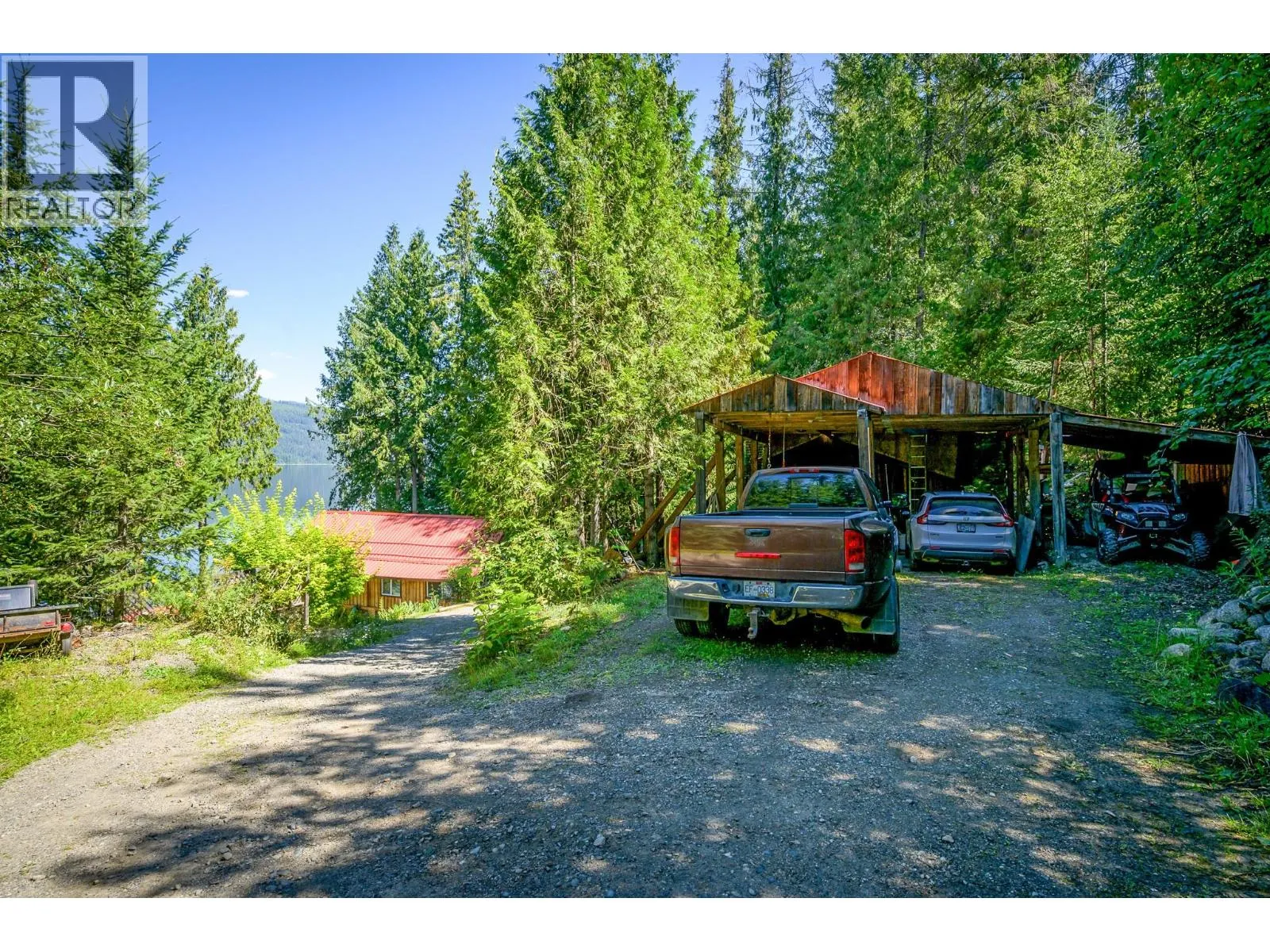 5289 EAST BARRIERE LAKE FS Road