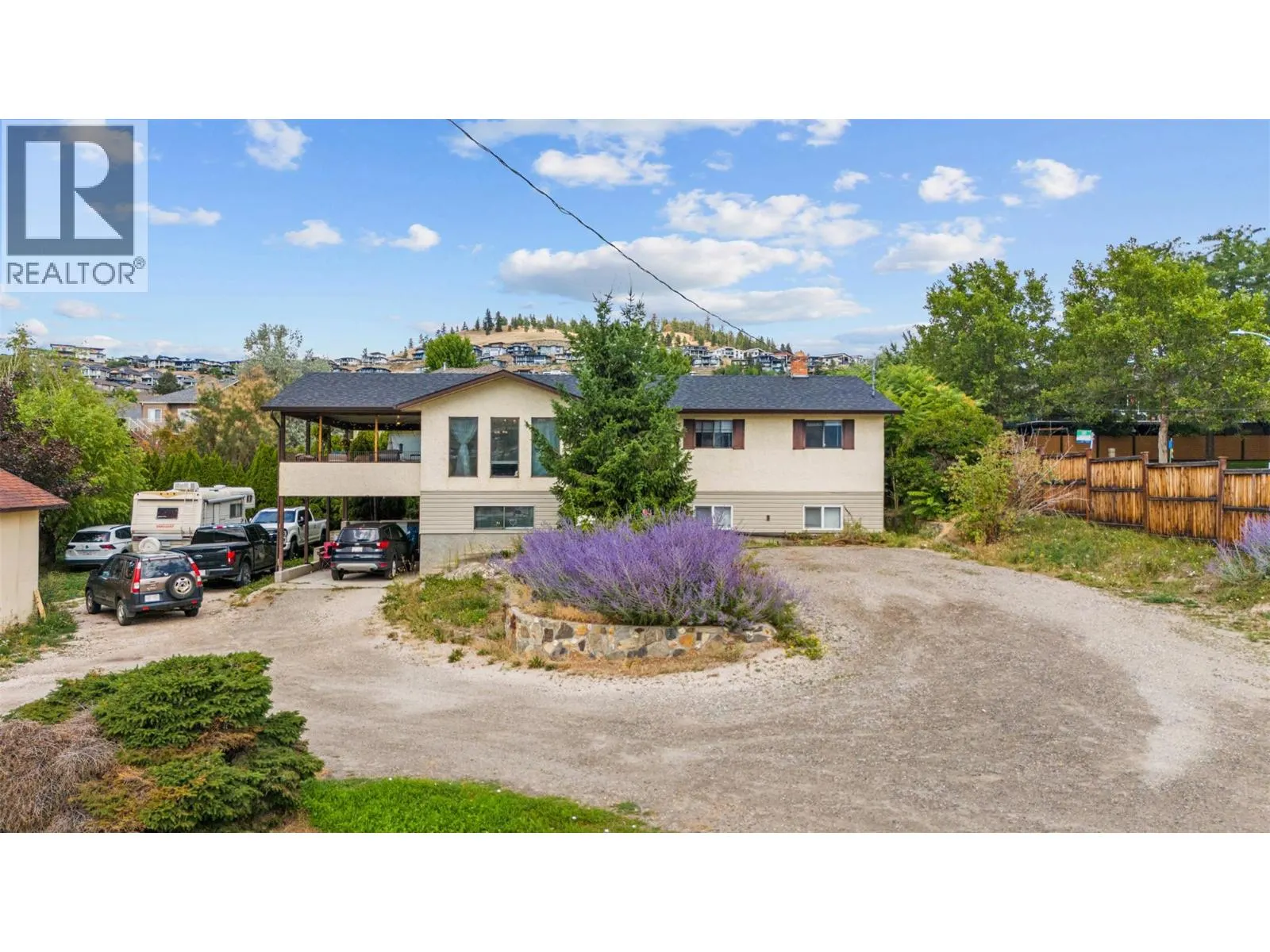 1584 Highway 33 E