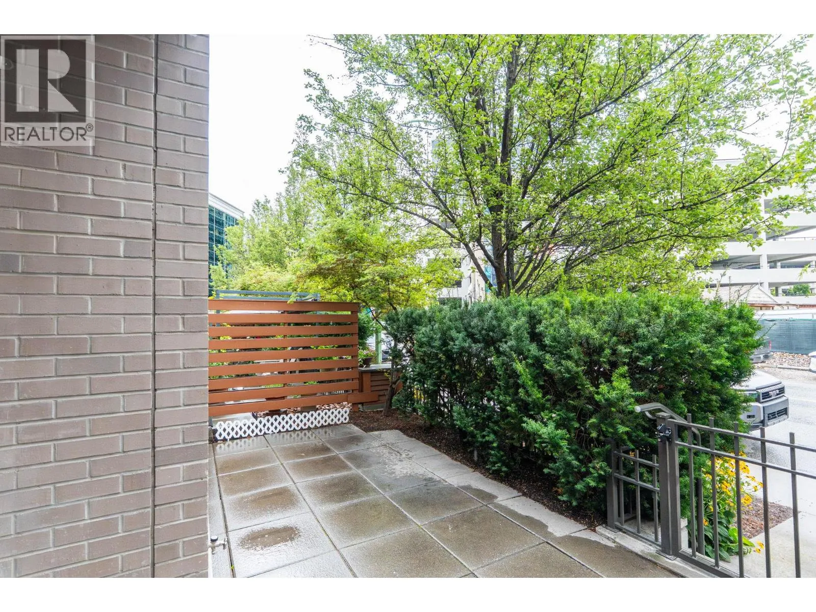 1550 Dickson Avenue Unit# 7