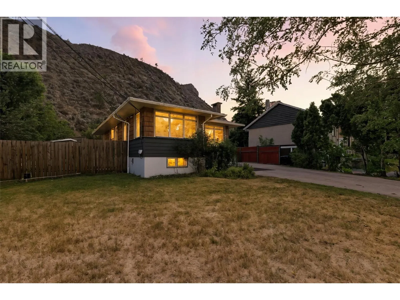 2105 Valleyview Drive