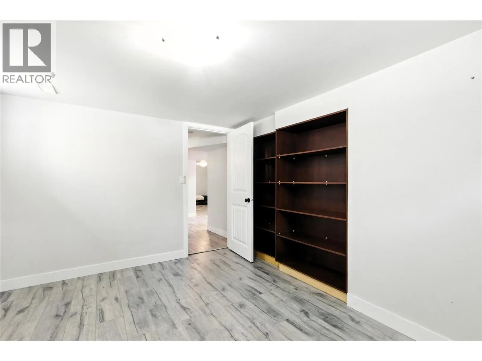 2105 Valleyview Drive