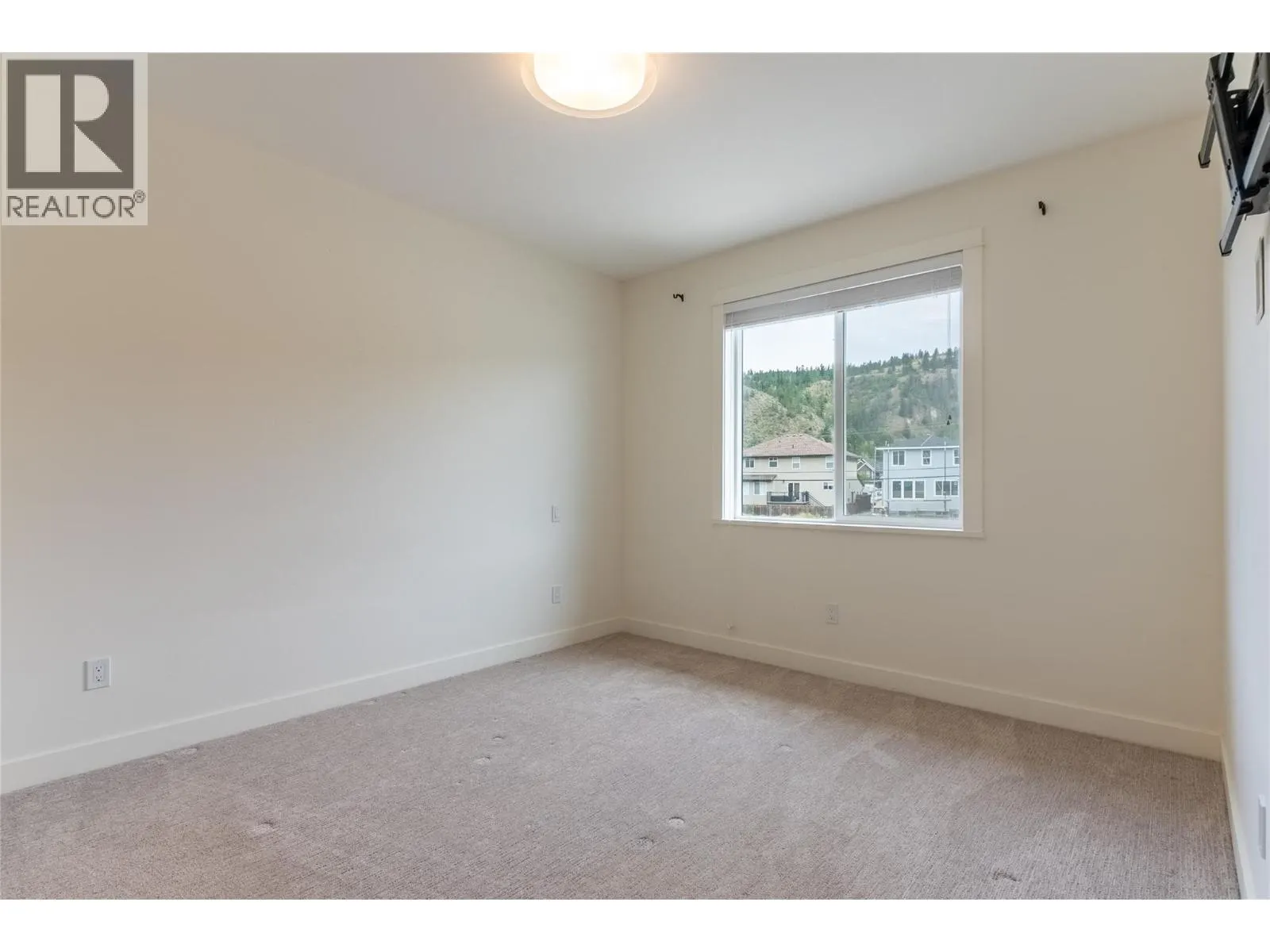 8960 DALLAS Drive Unit# 107