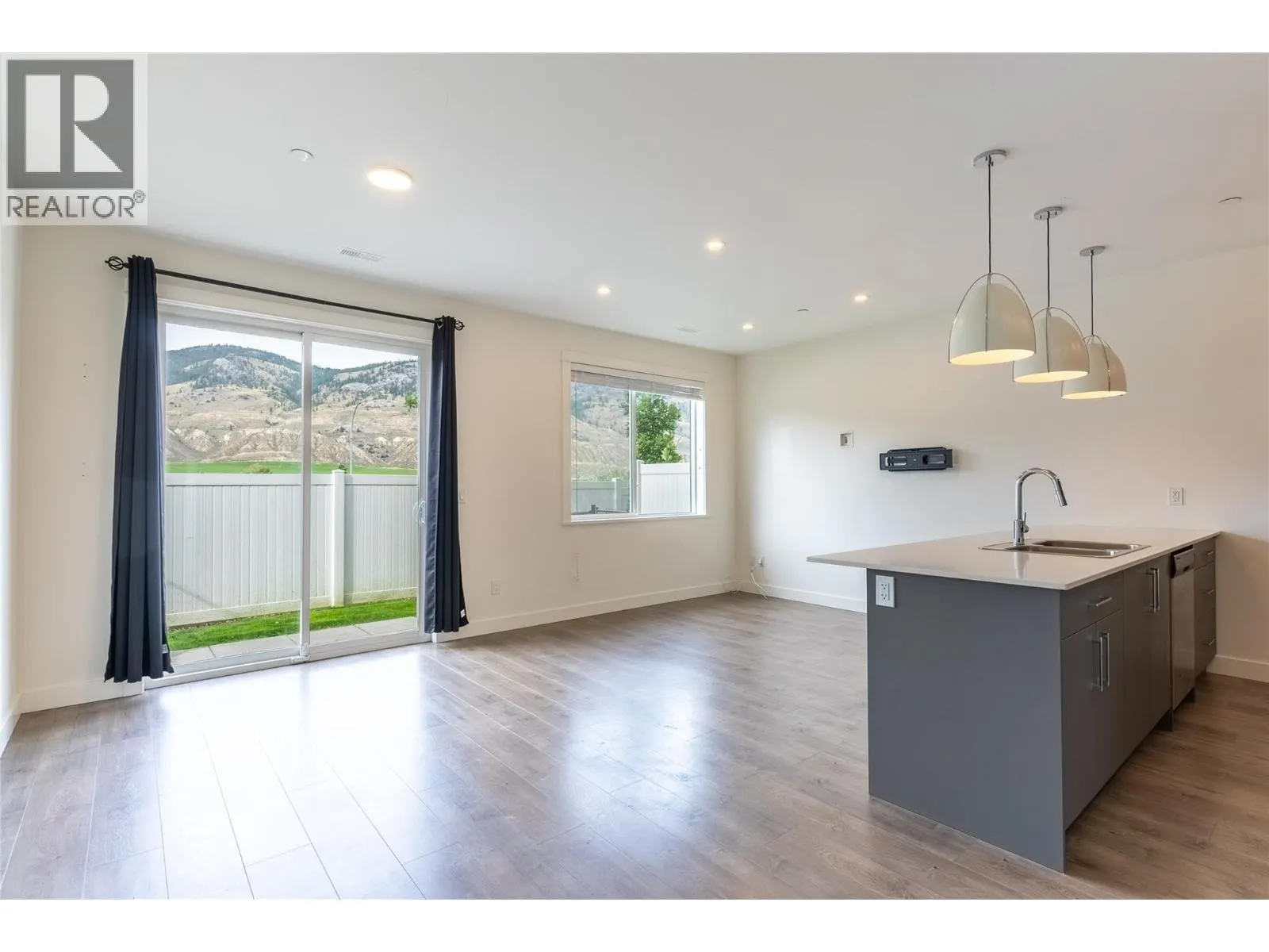 8960 DALLAS Drive Unit# 107