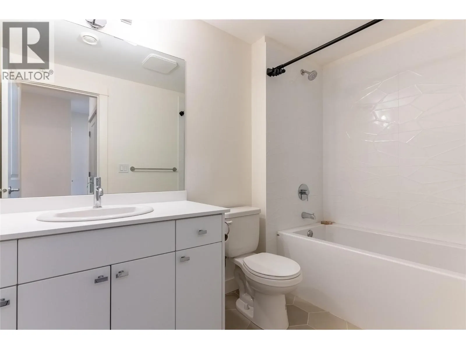 8960 DALLAS Drive Unit# 107