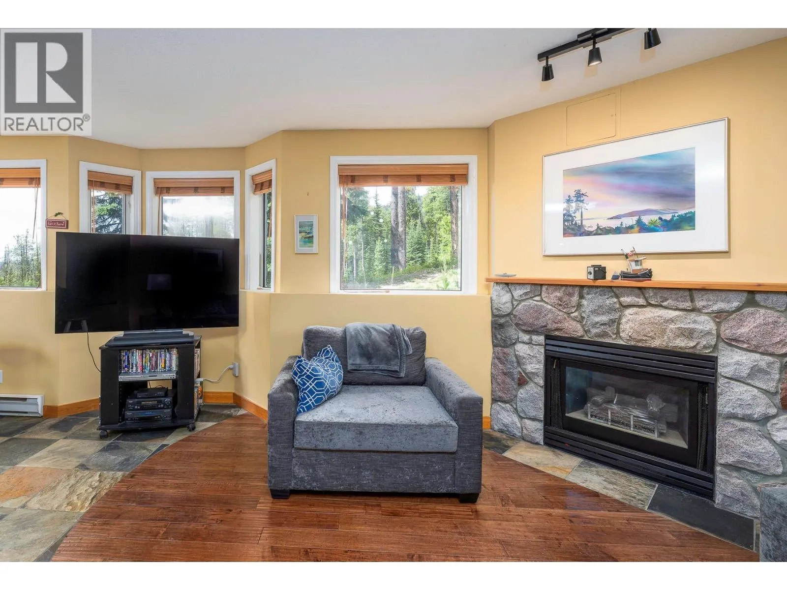 225 Kettleview Road Unit# 102