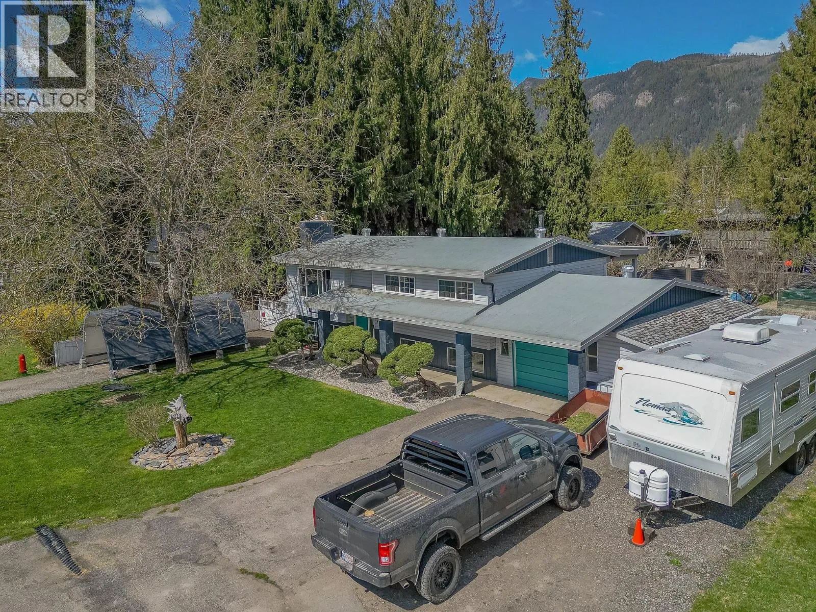 714 Maple Street