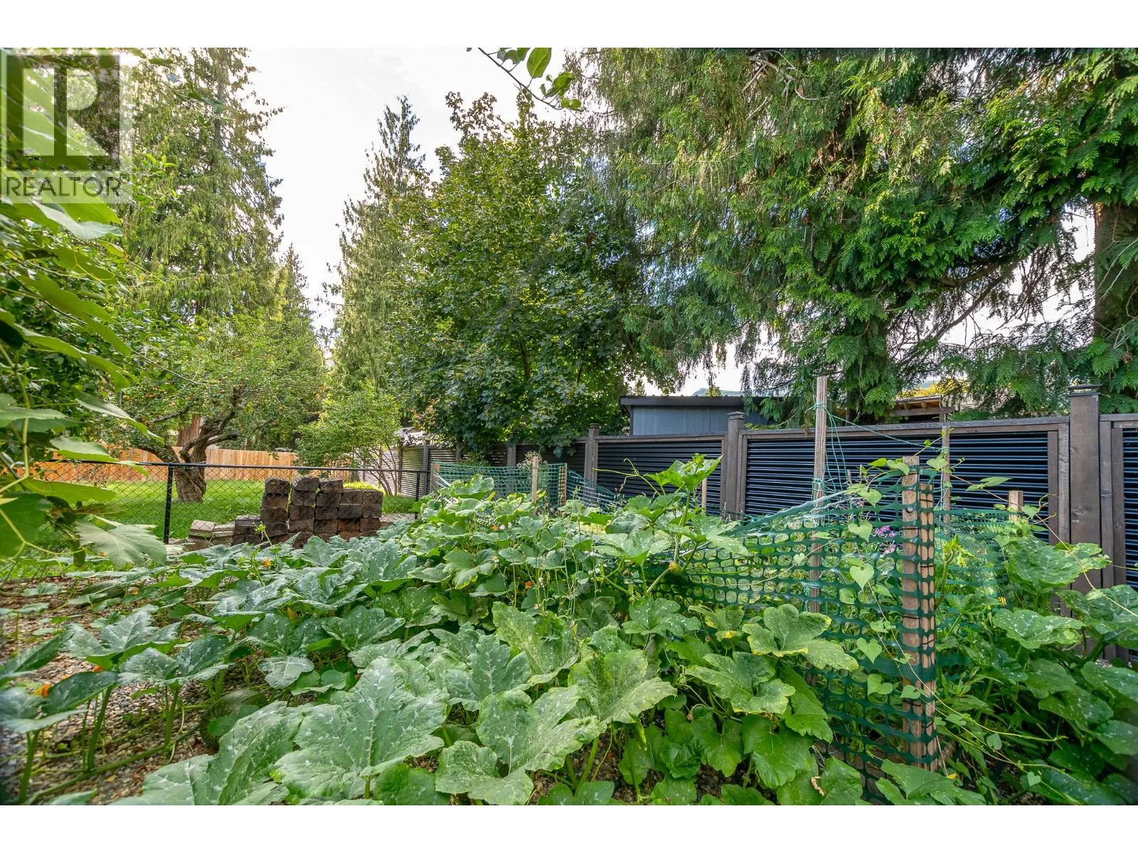 714 Maple Street