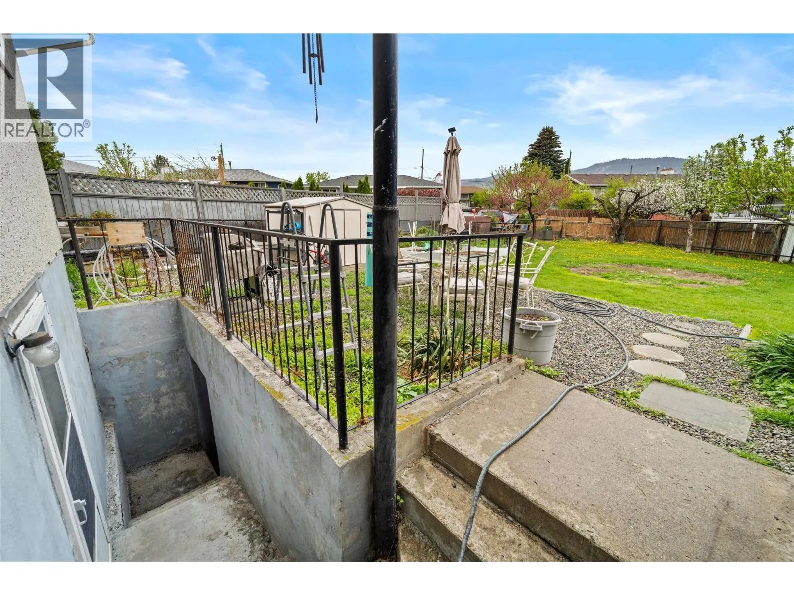 1267 CRESTON Place