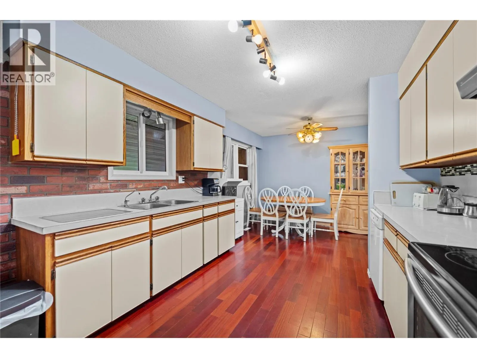 1267 CRESTON Place