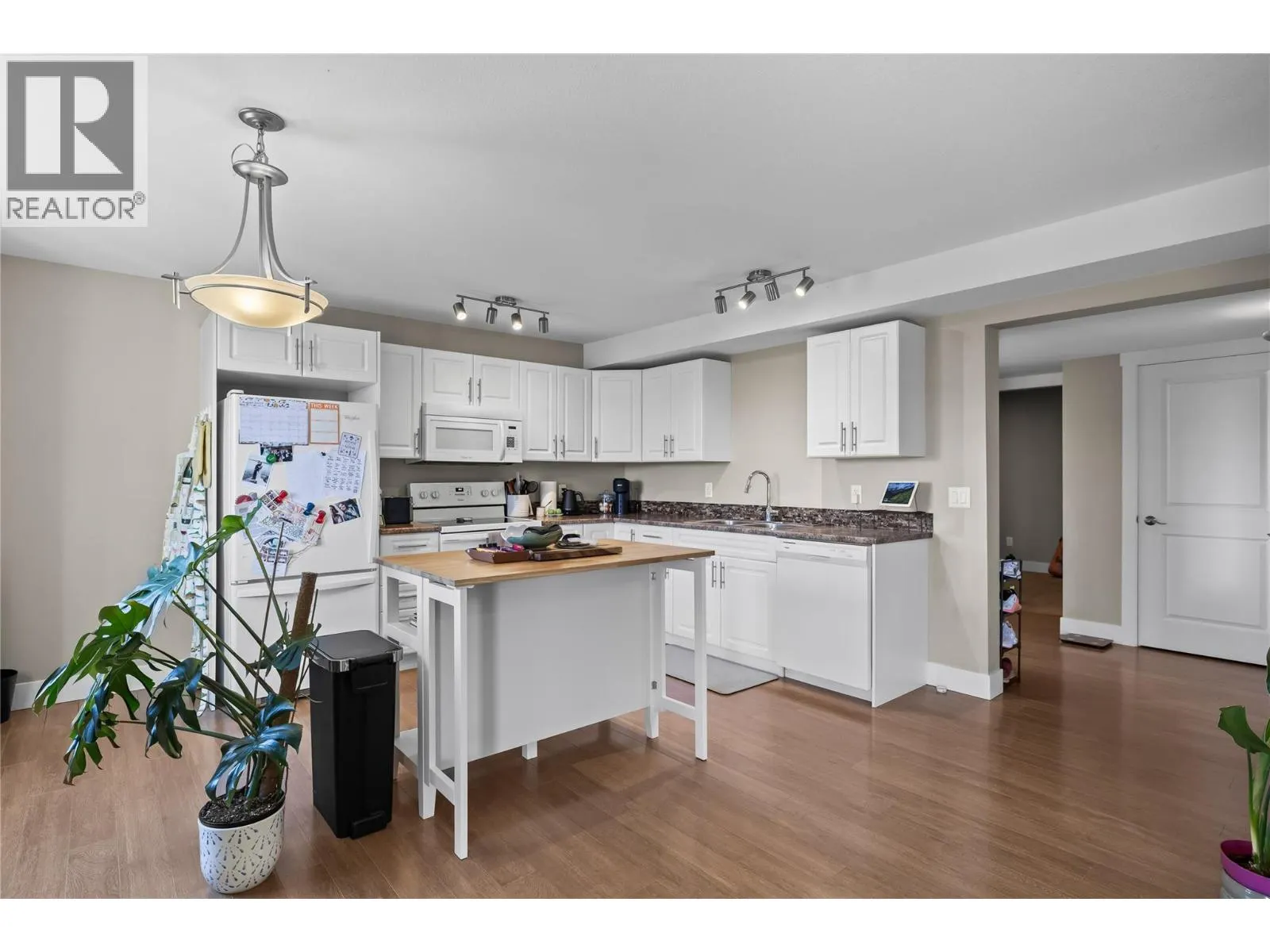 2172 Sunview Drive