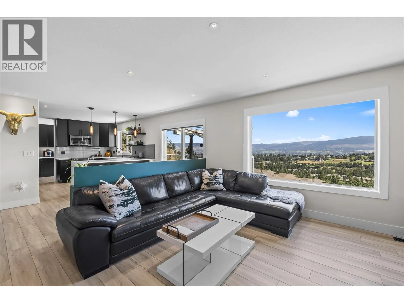 2172 Sunview Drive