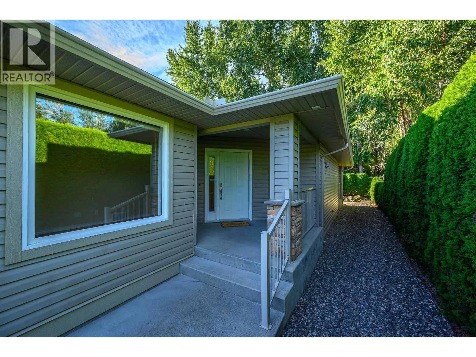 2200 53 Avenue Unit# 106