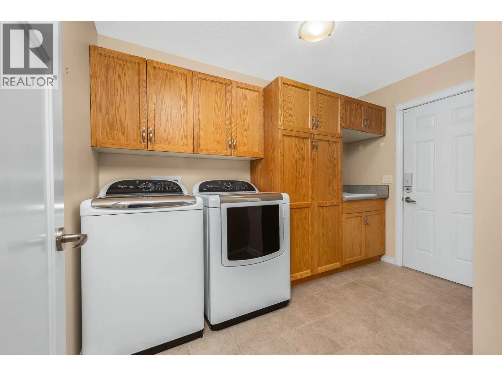 2200 53 Avenue Unit# 106