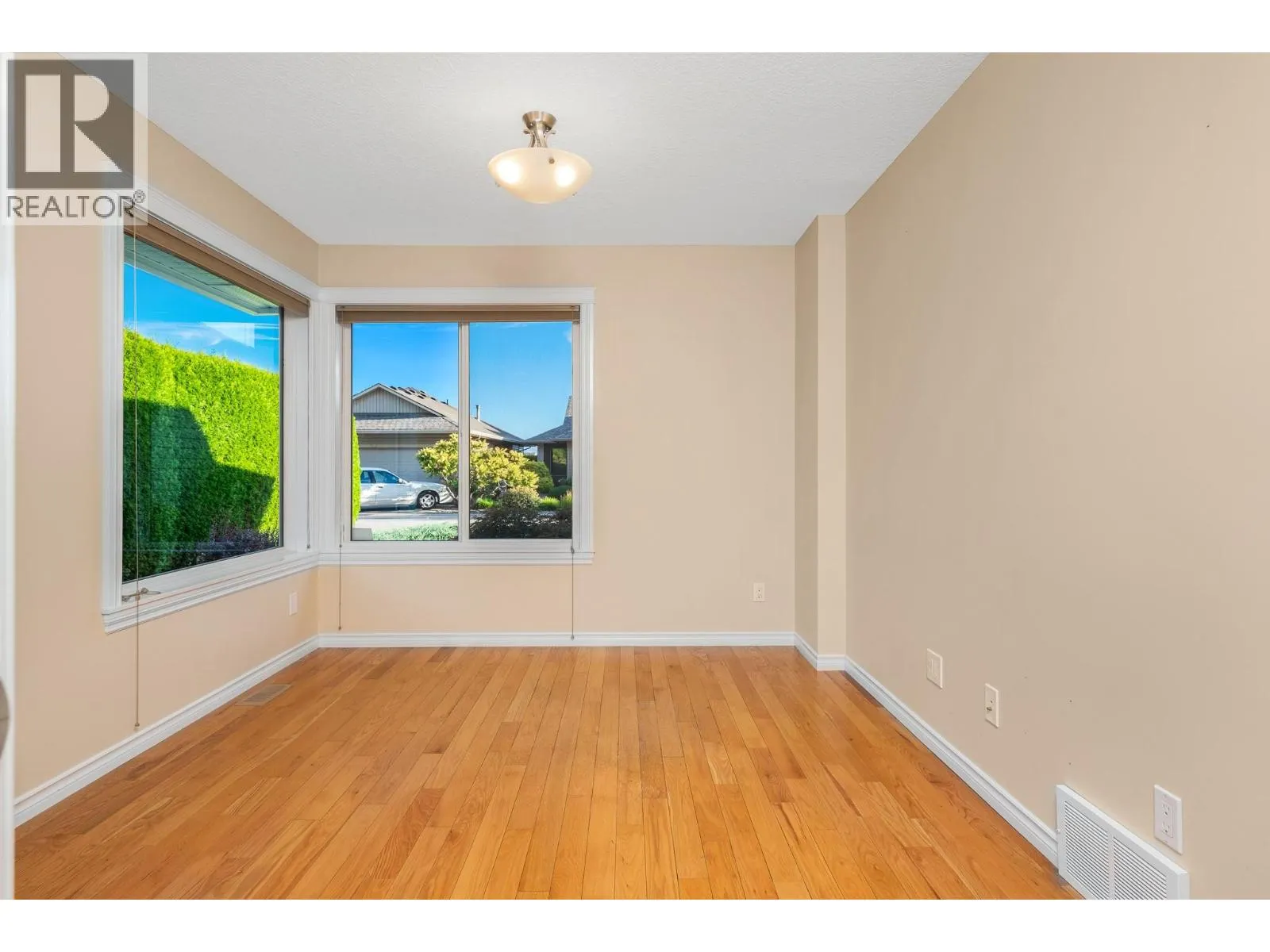 2200 53 Avenue Unit# 106